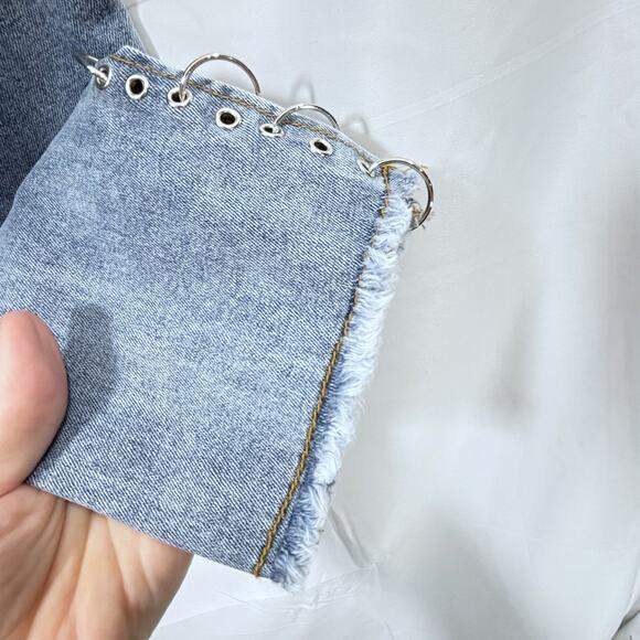 POL Distressed Cropped Jeans Silver Ring Hem Women’s Size Large - Picture 7 of 10